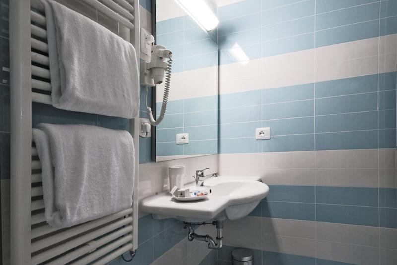 Hotel Sporting Сан-Бенедетто-дель-Тронто Экстерьер фото
