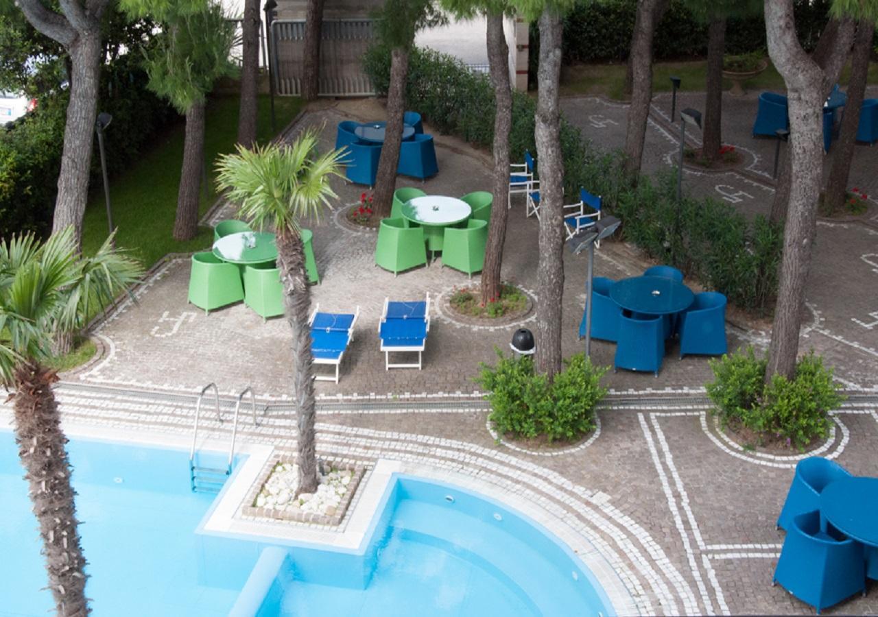 Hotel Sporting Сан-Бенедетто-дель-Тронто Экстерьер фото